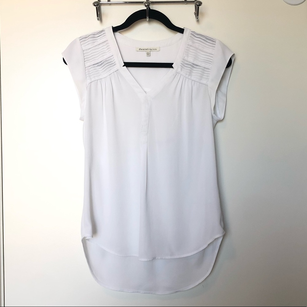 Daniel Rainn White Chiffon Top
